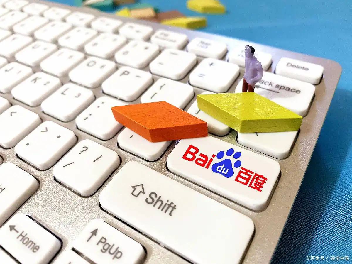 山姆配送员电动车挂满大件货物